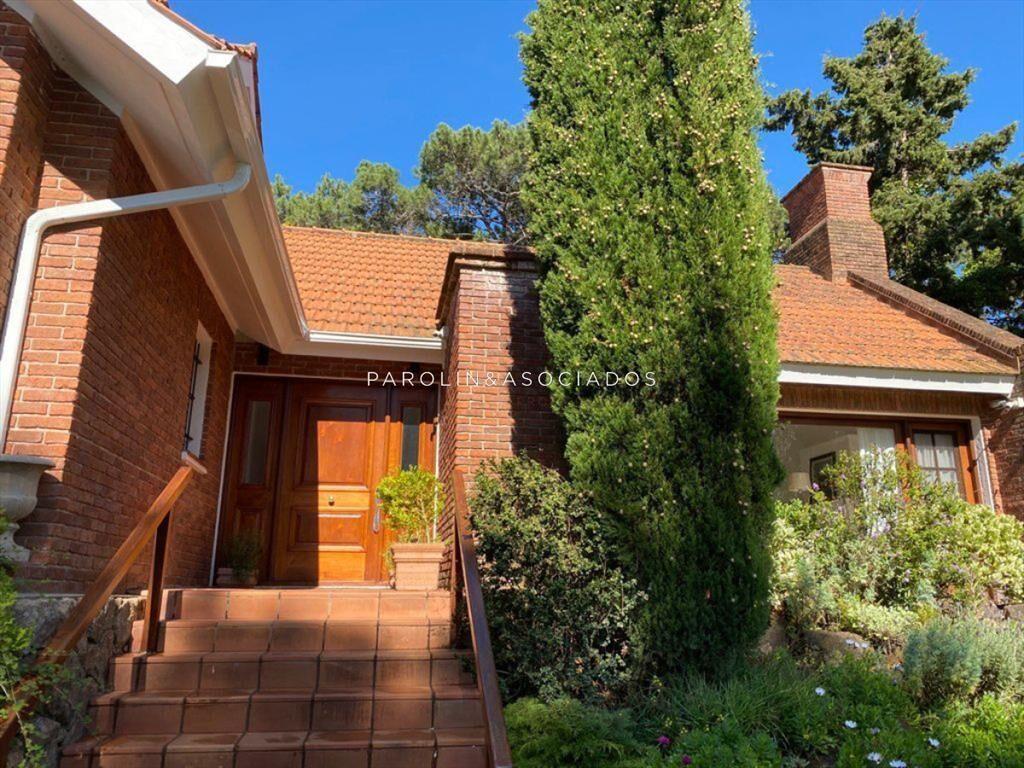 Hermosa casa en venta para vivir todo el año,