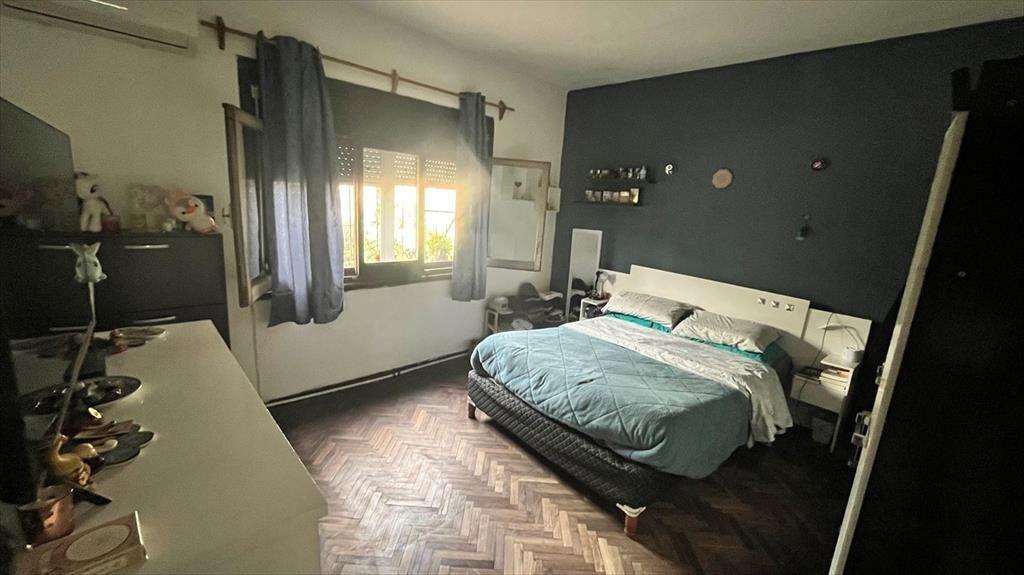 Casa 3 dormitorios, con fondo con parrillero y gge x2