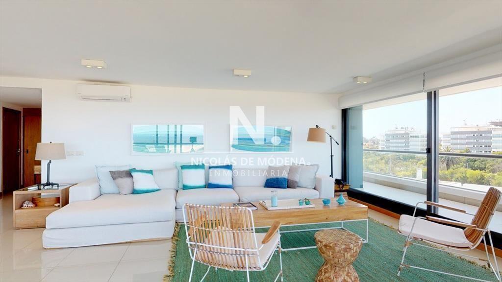 Pent house de 3 dormitorios en Suite en Edificio