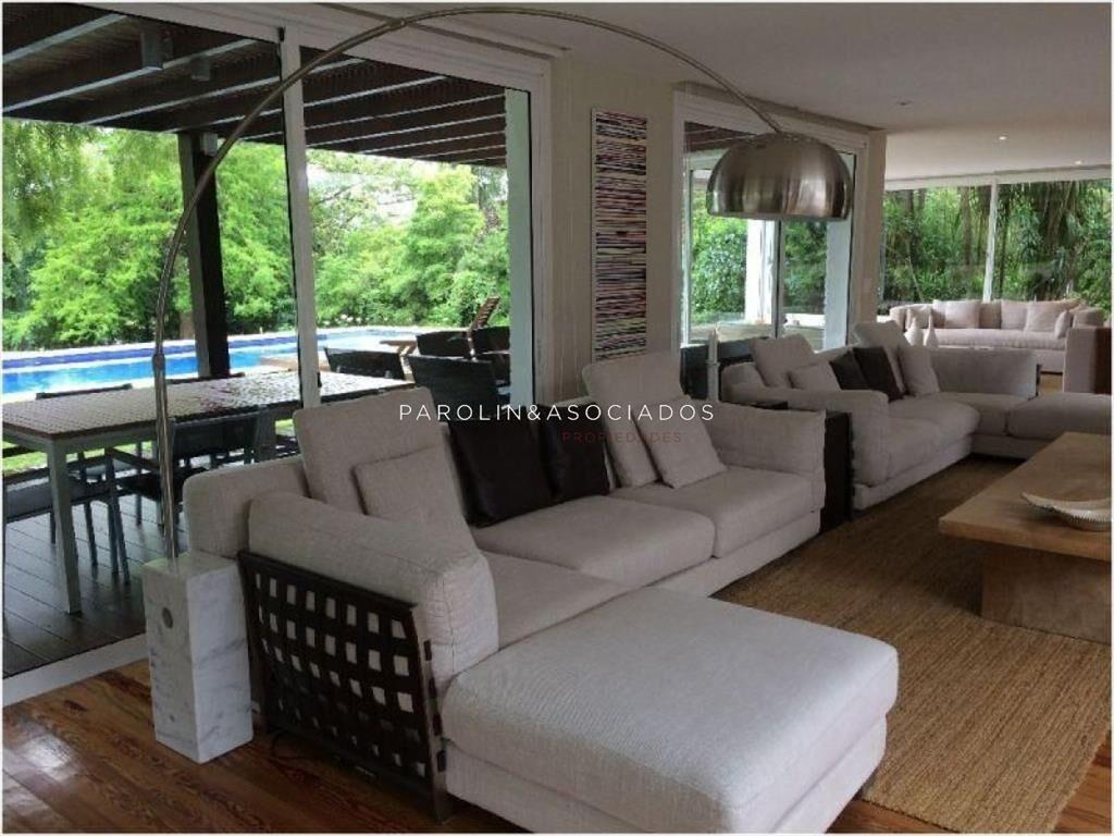 Casa en venta de 6 dormitorios en Golf, Punta del