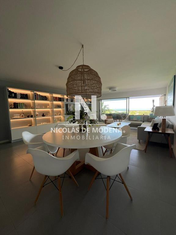 Vende apartamento con vista excelente, 2 en Brava