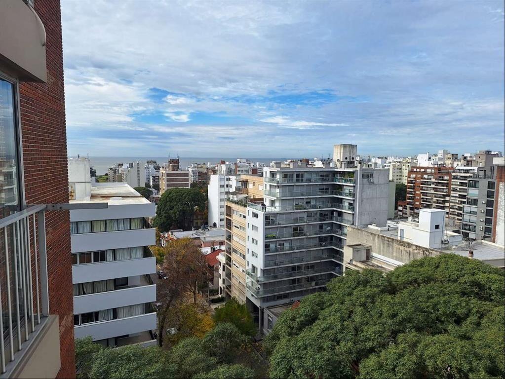 VENTA DE APARTAMENTO EN PUNTA CARRETAS -