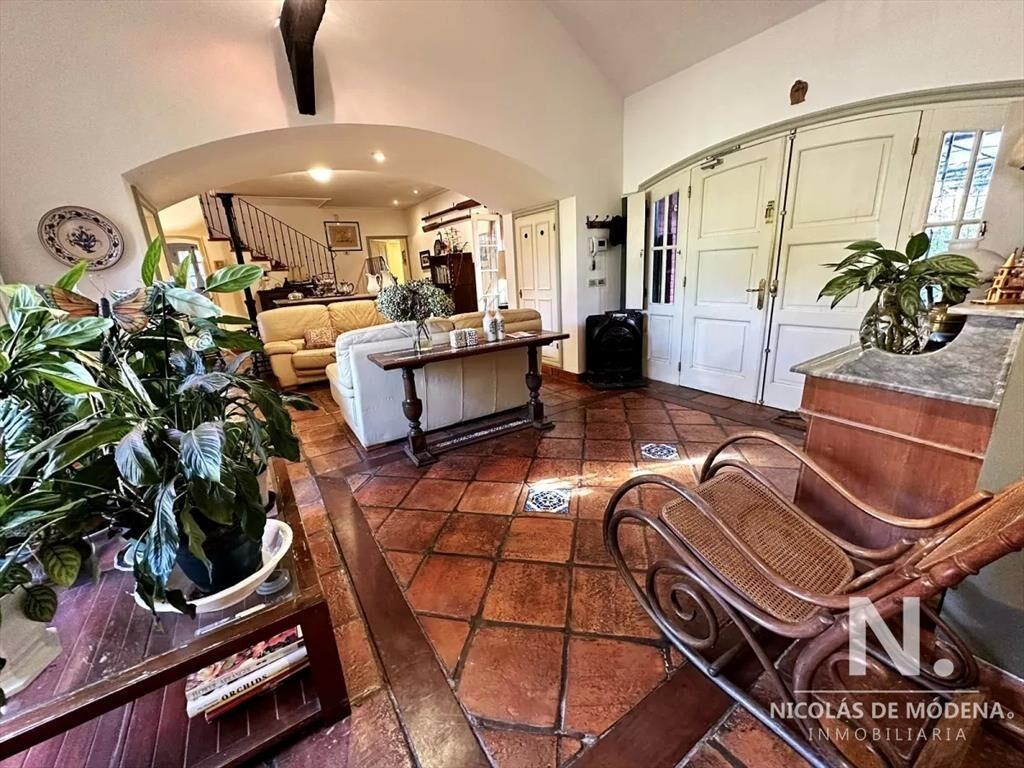 Casa en venta en Playa Mansa, Punta del Este.