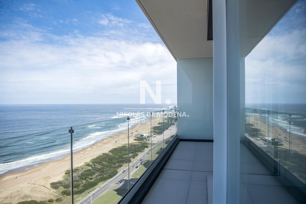 Departamento frente al mar en venta, Piso alto. 3