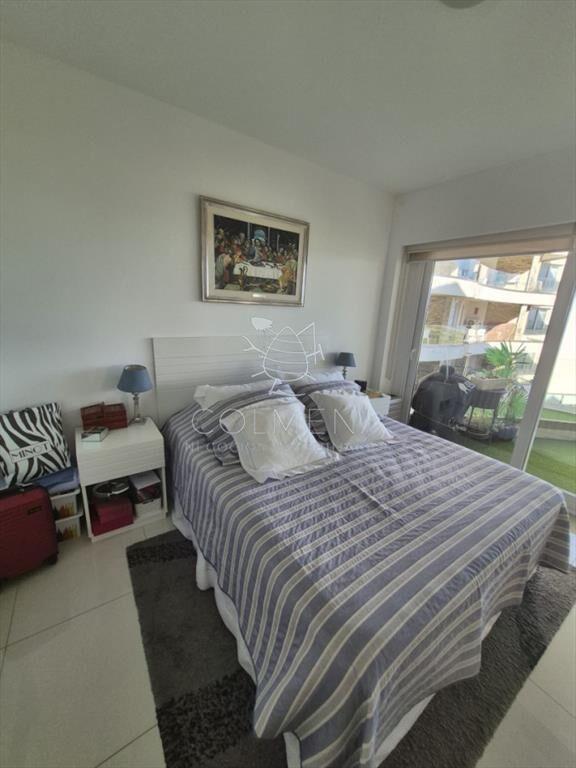 Apartamento en venta primera linea Playa Mansa 2