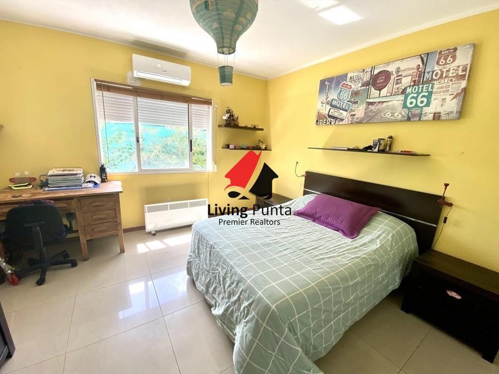 Vende casa en barrio privado la residence, de 4