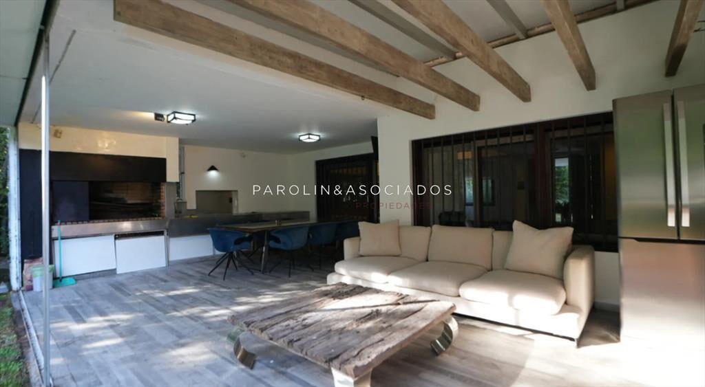 Casa en Venta de 3 Dormitorios, ubicada en Playa