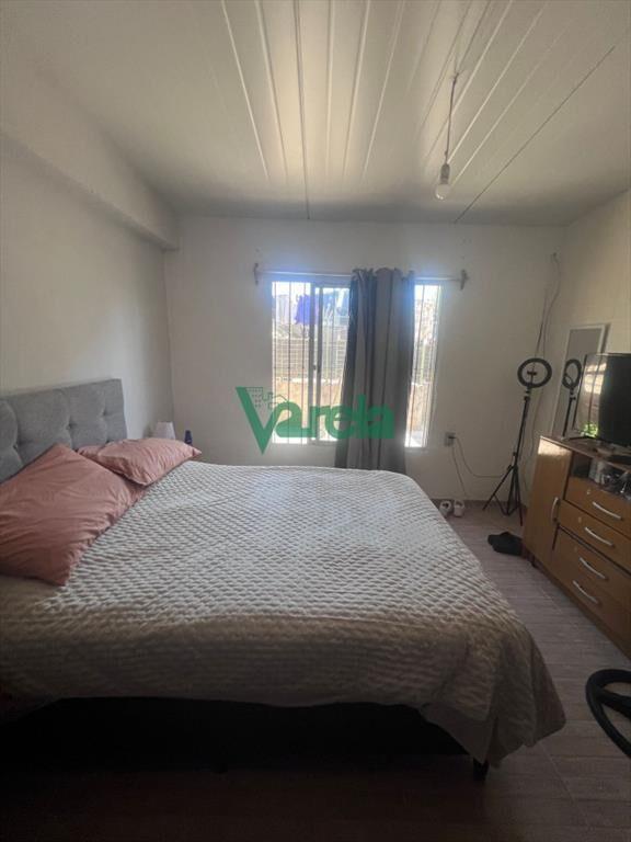 Venta Casa Con Terreno y 2 Apartamentos Colon