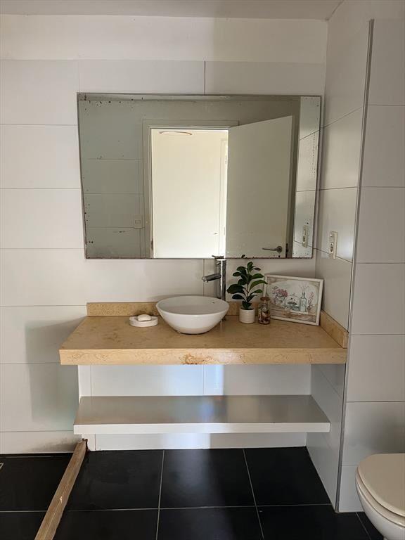 Apto c/jardín 2 dorm frente al mar Barra Carrasco