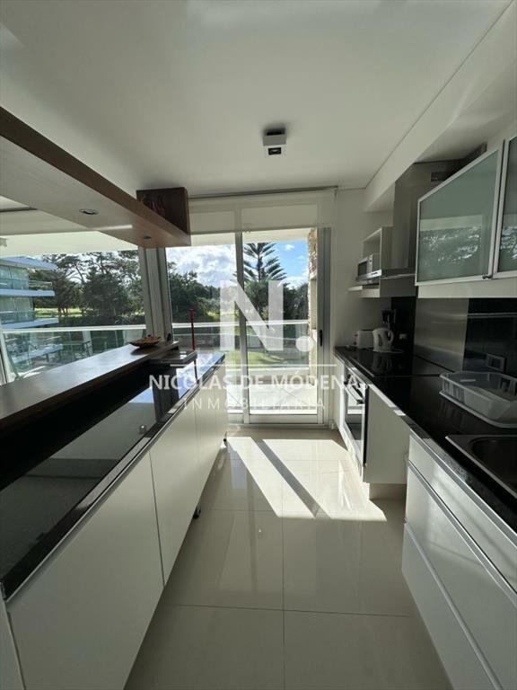 Departamento de 3 dormitorios en venta en torre