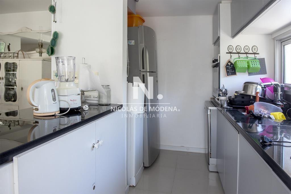 Departamento de 2 dormitorios proximo al mar y Punta Shoppi