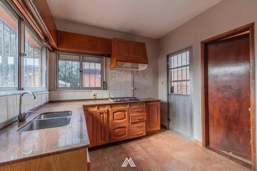Venta casa 3 dormitorios en Pando con gran terreno