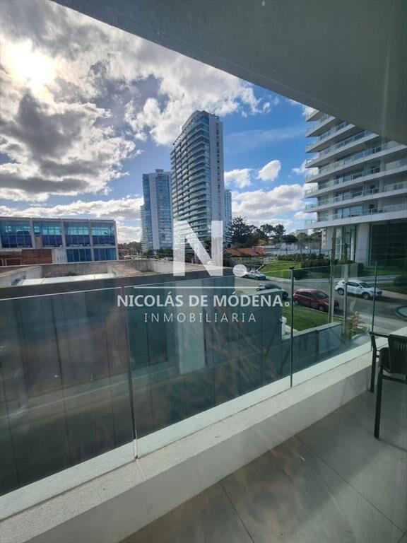 Departamento de 2 dormitorios en venta a metros