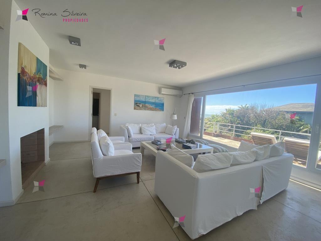 Casa en alquiler de temporada - Punta Piedras