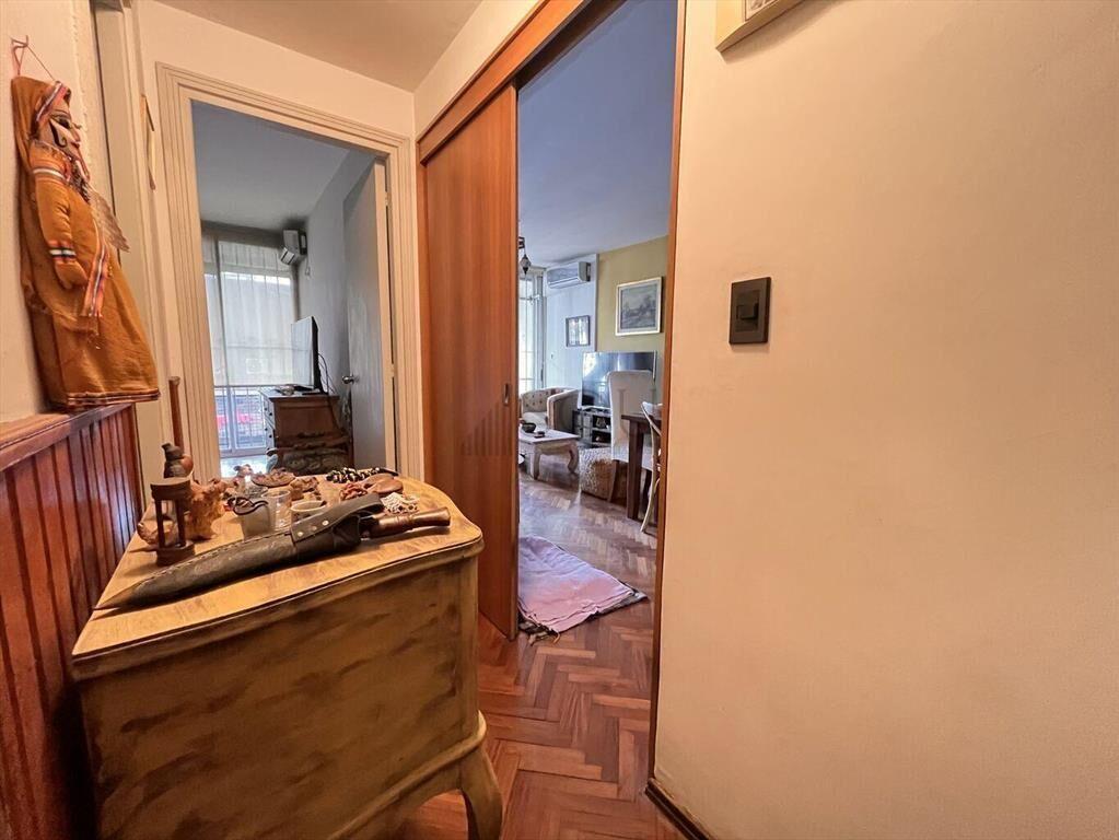 Venta apartamento 3 dormitorios y servicio con Garage en el