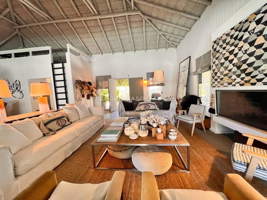 Casa en Venta de 6 Dormitorios en Pinar del Faro,