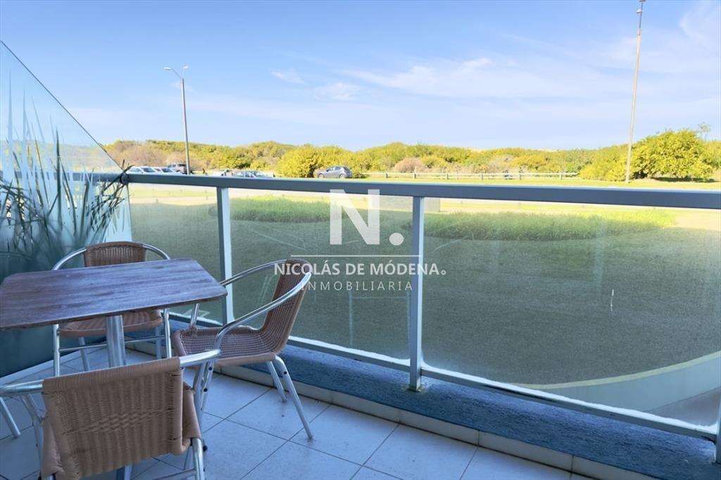 Apartamento de 3 dormitorios en venta Playa Brava