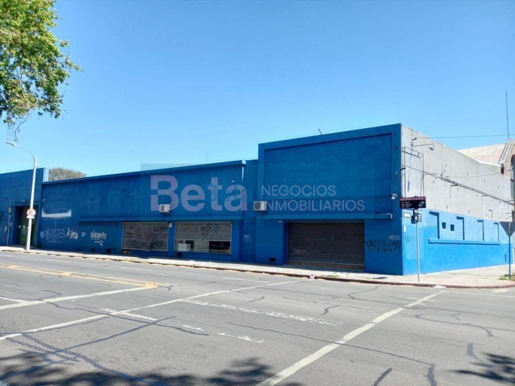 VENTA DE GRAN LOCAL - DEPOSITO AGUADA