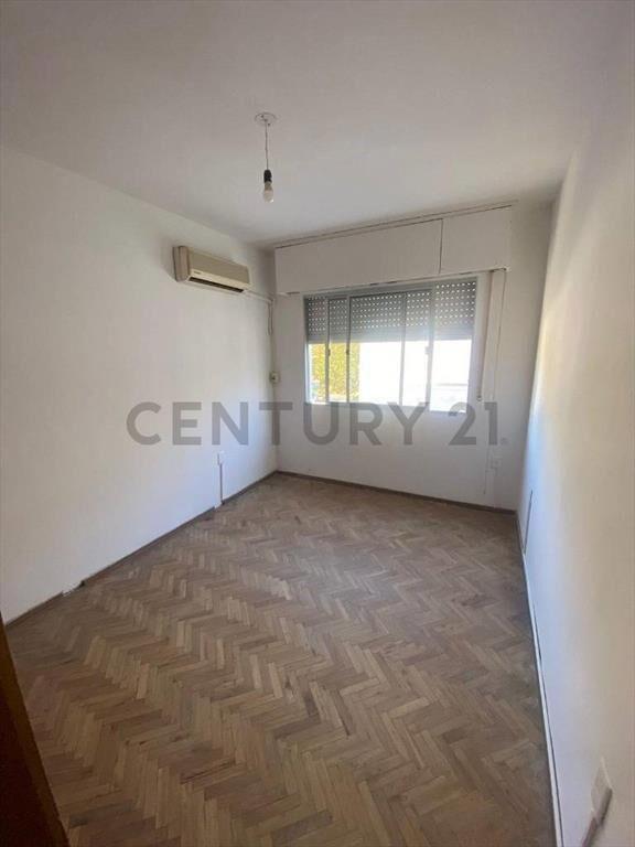 TRES CUCES, 1 DOR, TERCER PISO / escalera CONTRAFRENTE ...