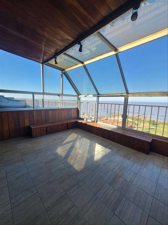 Espectacular Penthouse con vista al mar, parrillero y estuf
