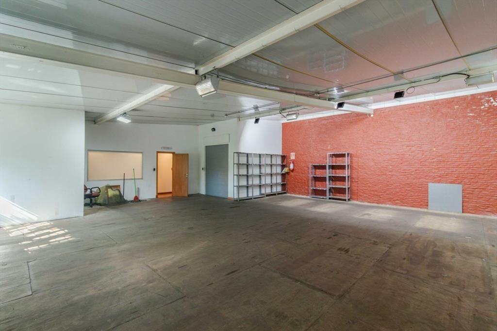 VENTA DE LOCAL COMERCIAL CON DEPOSITO