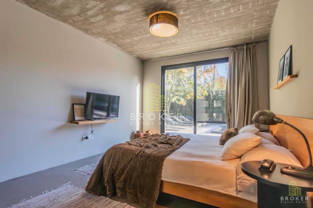 Venta Casa en La Arbolada Barrio Cerrado Punta 3