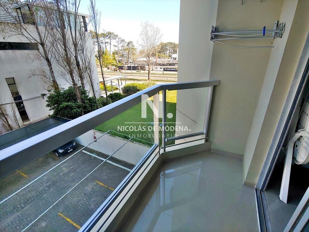 Apartamento a pasos de Punta Shopping