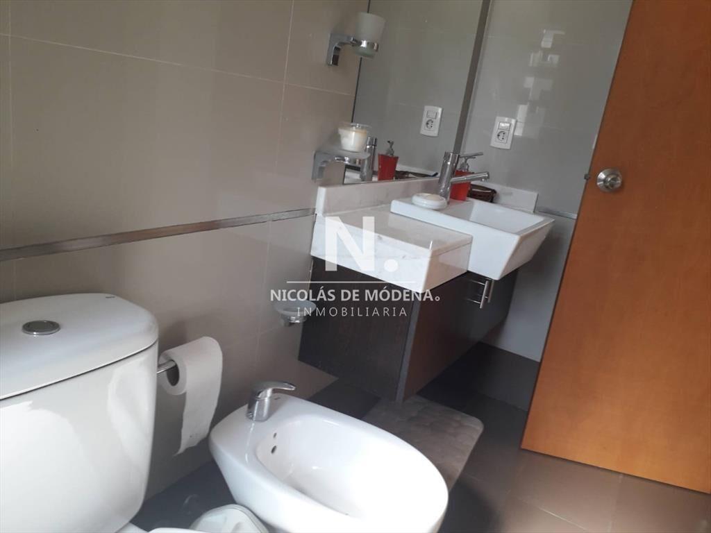 apartamento en venta en Aidy Grill a 2 cuadras
