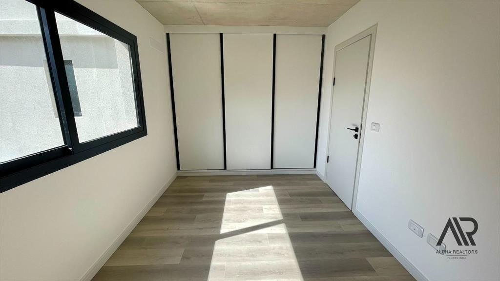 Apartamento en venta de 1 dormitorio c/ cochera en Punta...