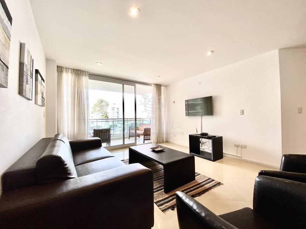 Venta de Apartamento 3 DORMITORIOS + DEP en Playa