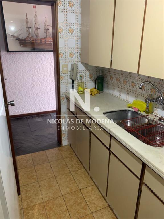 Apartamento de 1 dormitorio ubicado en un en de