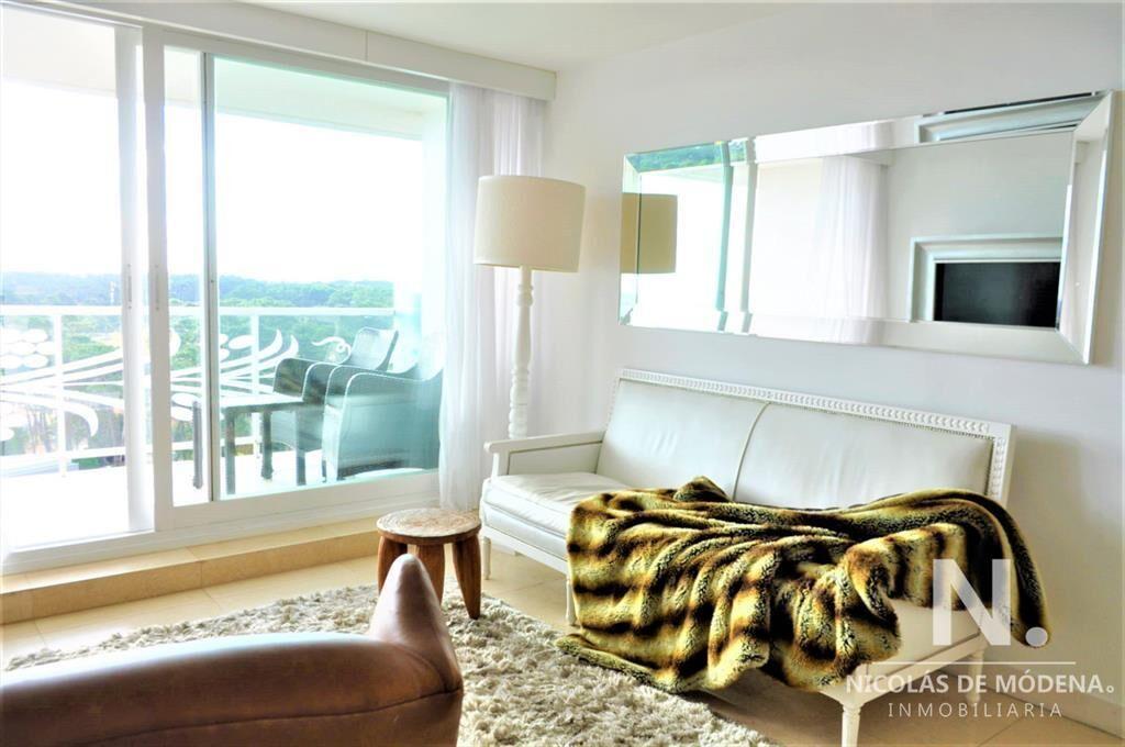 APARTAMENTO CON EXCELENTES SERVICIOS