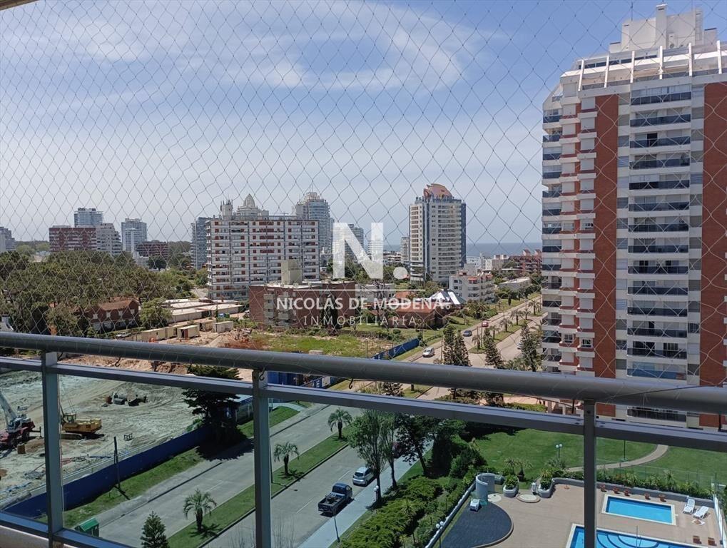 Departamento en venta, 2 dormitorios, Punta del