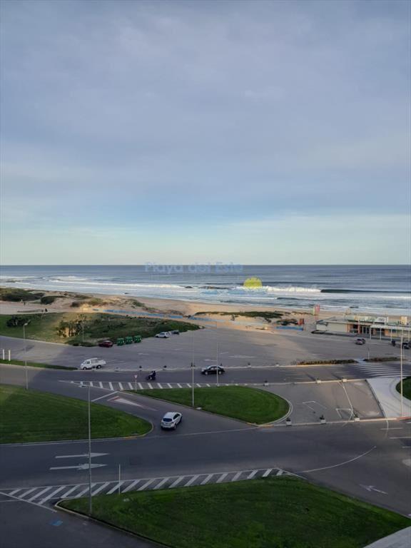 Apartamento en venta de 3 dormitorios en Punta ,