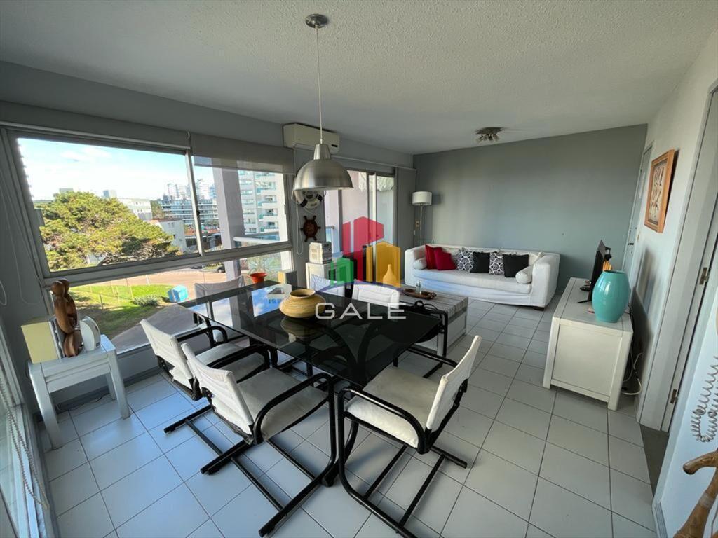 Apartamento en venta de 2 dormitorios, terraza al