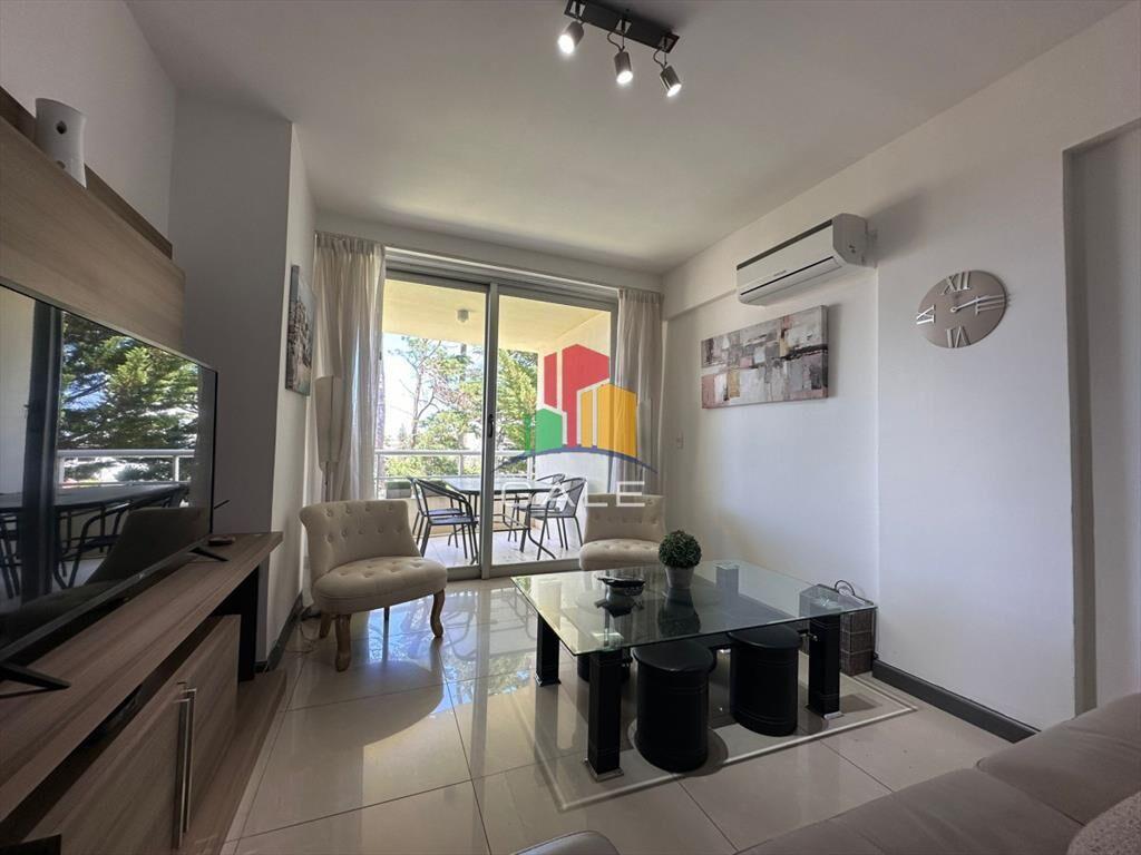 En alquiler apartamento de 2 dormitorios con Parrillero pro