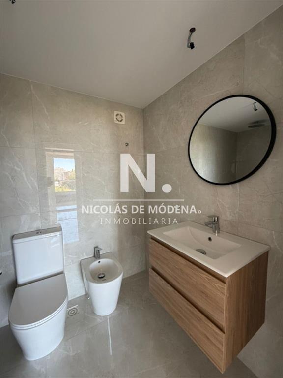 Vende apartamento en Brava, Punta del Este de 2