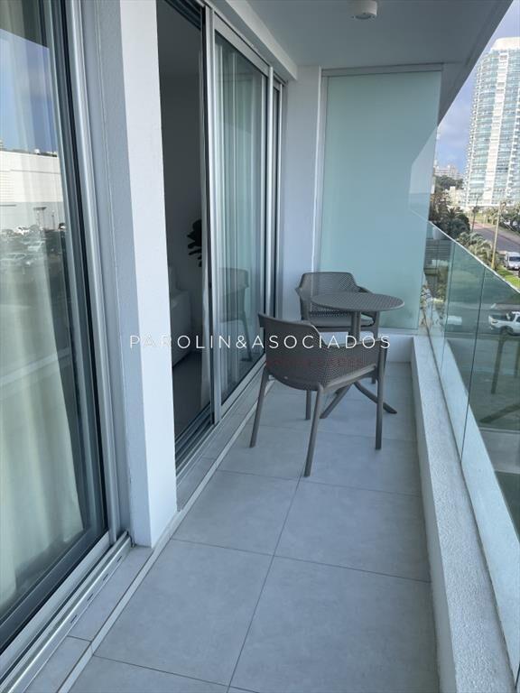 Apartamento en VENTA, Playa mansa, 1 dormitorio,