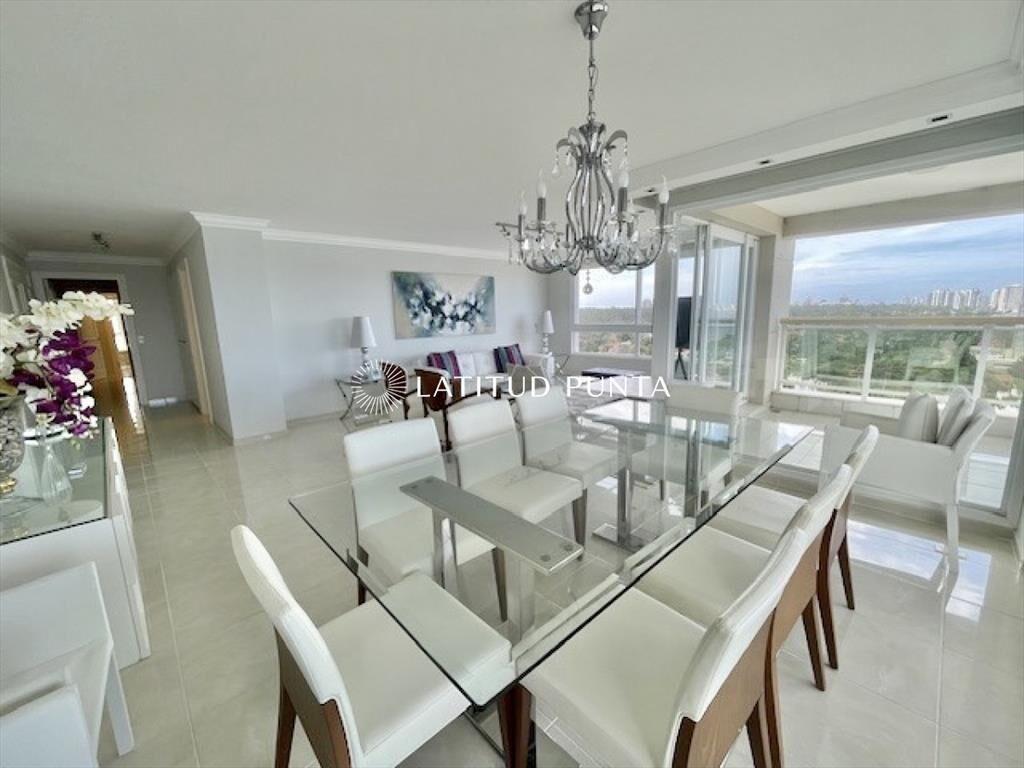 Apartamento en Le Jardin, 3 dormitorios más