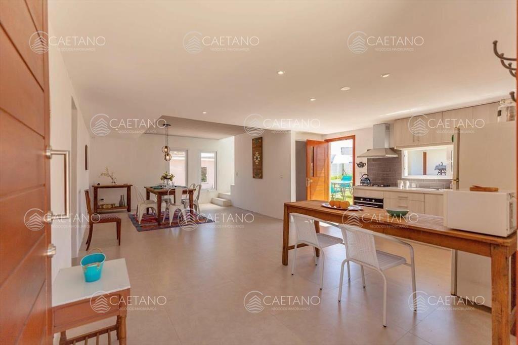 Venta Casa - 3 dormitorios + Parrillero - , Punta