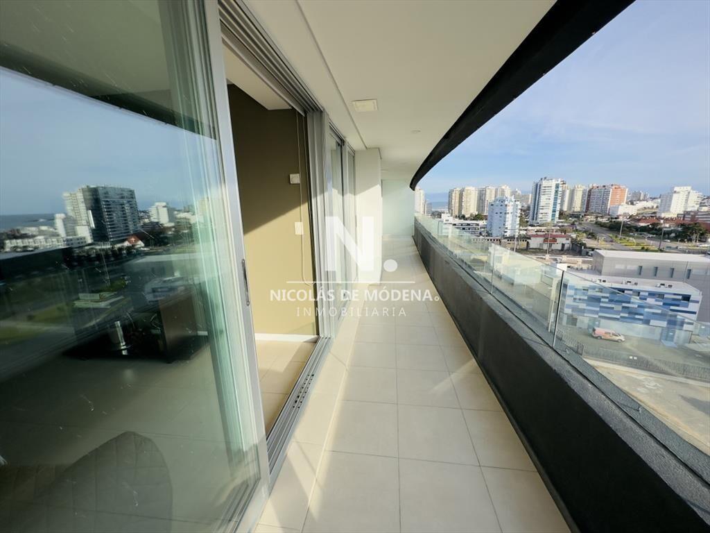 Venta y alquiler de apartamento de 3 dormitorios