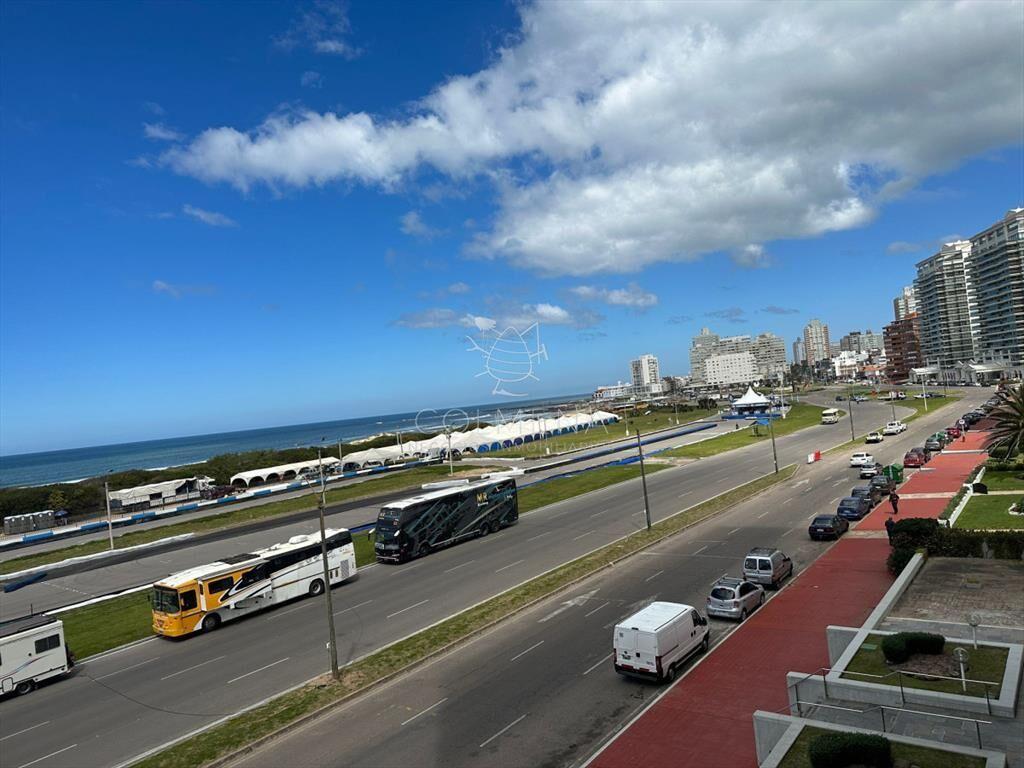 apartamento en venta y alquiler frente a playa