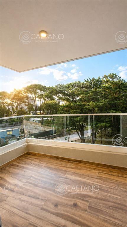 Apartamento de 1 dormitorio en venta, con vista a