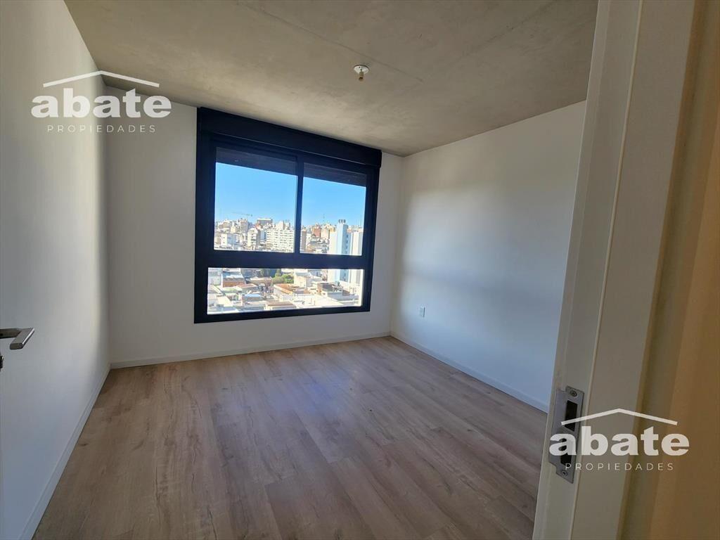 Venta apartamento 3 Dormitorios en Aguada 01 Libertador pis