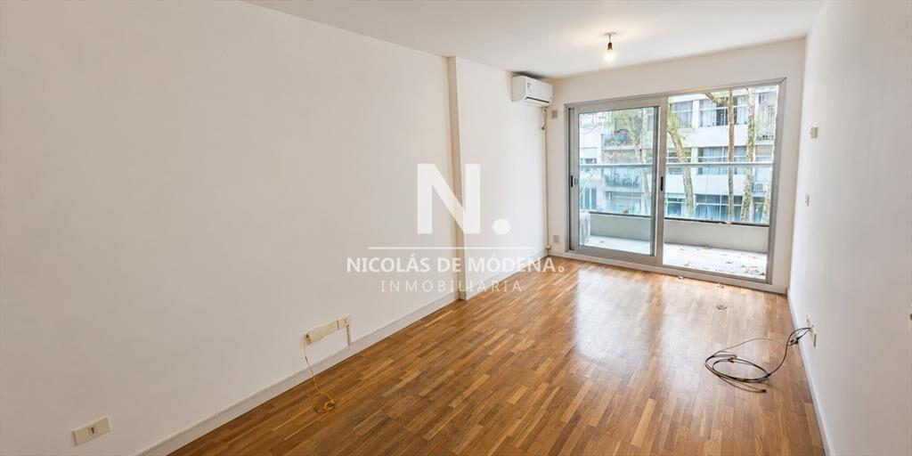 Departamento de 1 dormitorio en venta con gg en Pocitos