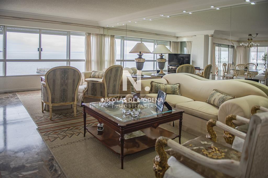 Vende apartamento de 3 dormitorios en Mansa, Punta del Este