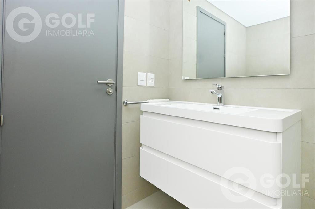 Venta de apartamento de 2 dormitorios con terraza en Barra