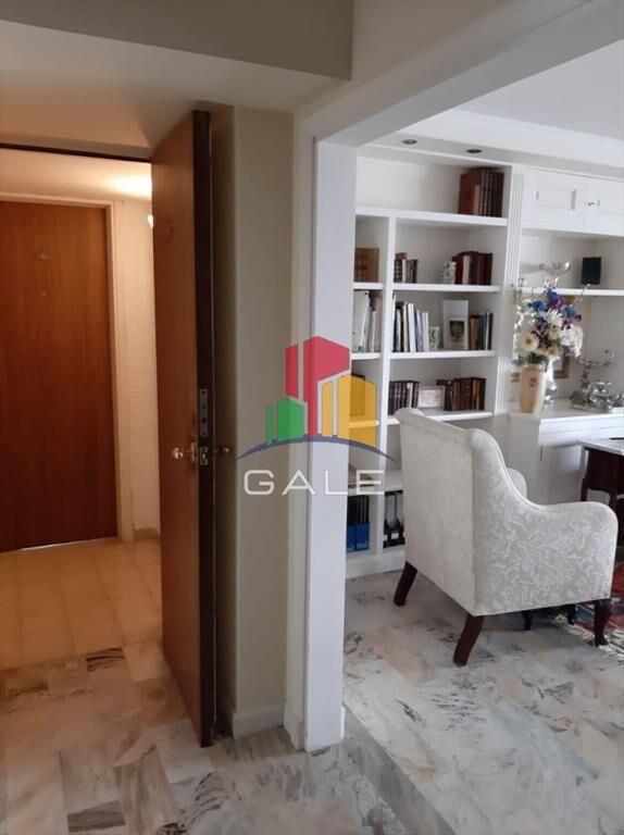 Impresionante Apartamento En Edificio Tradicional