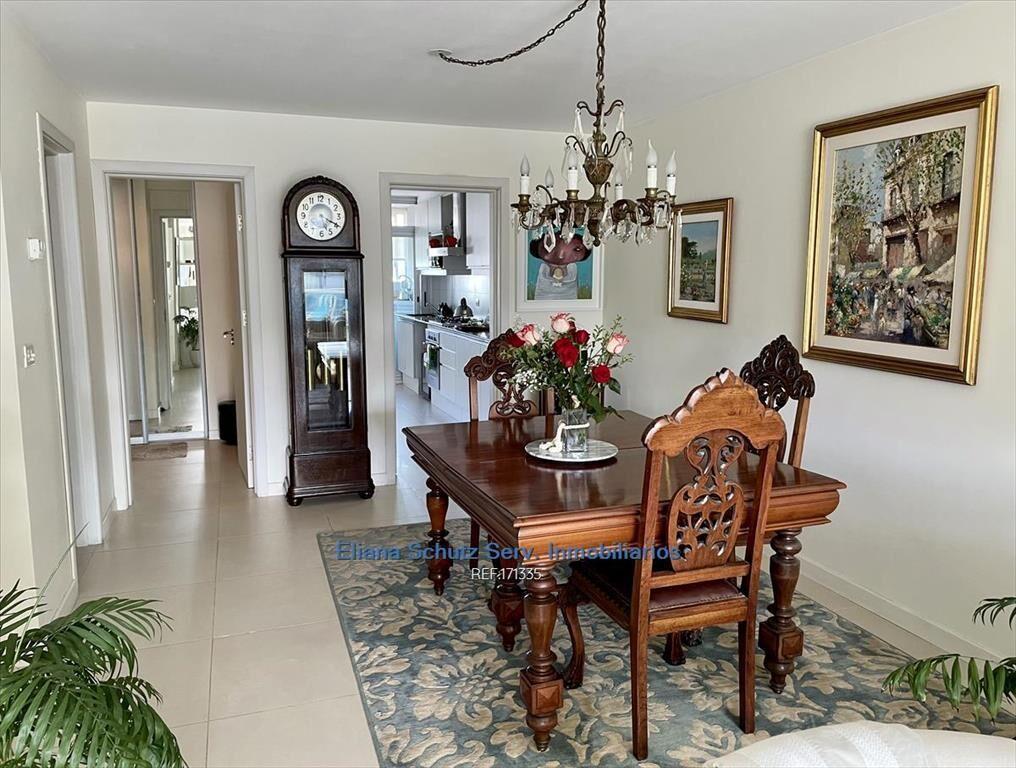 Venta penthouse 2 dormitorios 2 garages Villa Biarritz