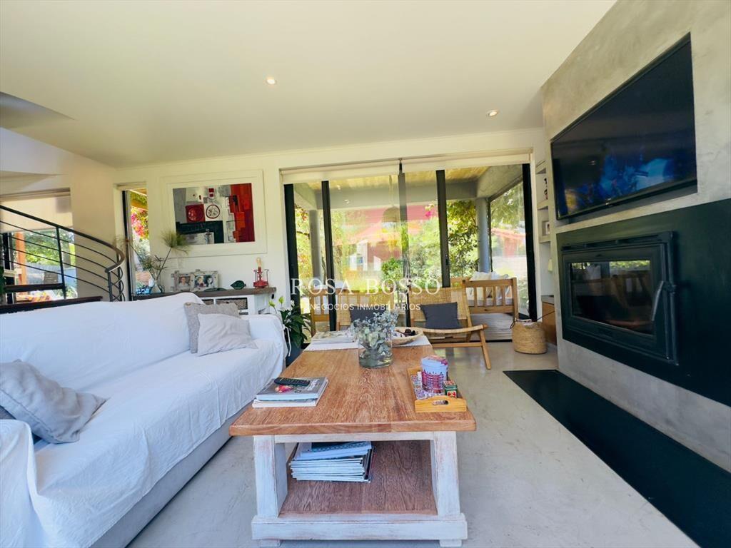 Alquiler de casa de 3 dormitorios con piscina en